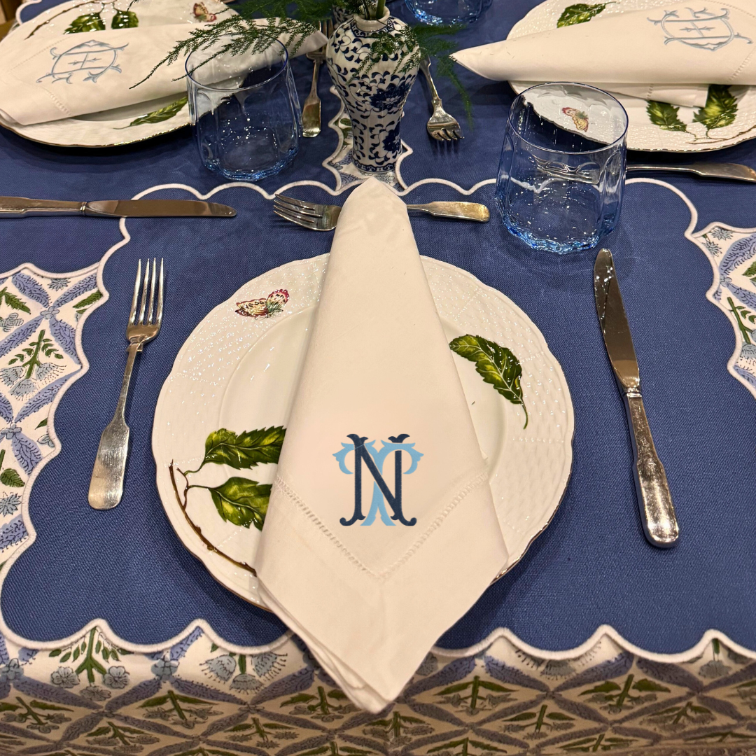 Interlocking Chic Embroidered Dinner Napkins