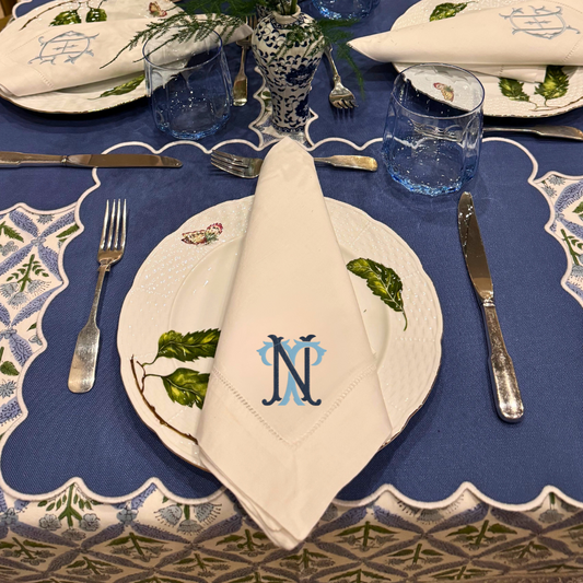 Interlocking Chic Embroidered Dinner Napkins
